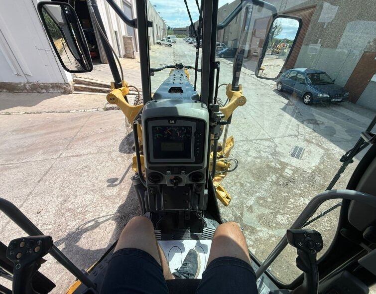 CATERPILLAR 12M3 AWD **MATRICULADA**